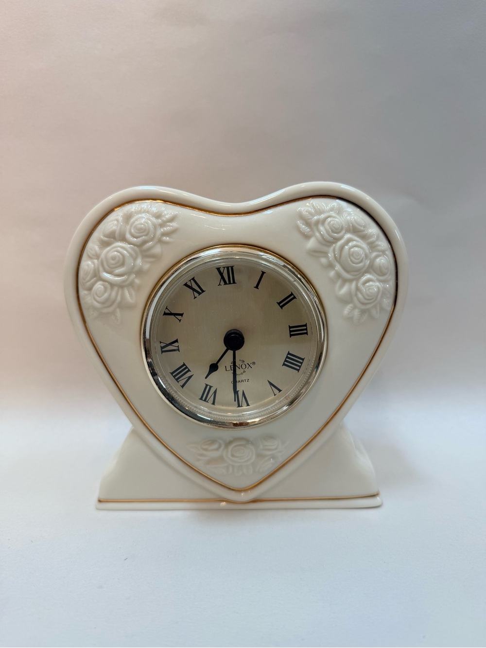 Lenox White Heart-Shaped Ceramic Clock with Gold Trim